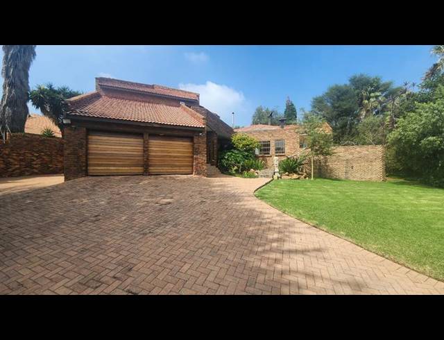 4 BEDROOM HOUSE FOR SALE IN MEYERSDAL